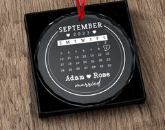 Personalized Christmas Ornament Wedding Date, Christmas Ornament With Wedding Date, Wedding Date Ornament, Wedding Date Calendar Ornament